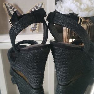 Express Shoes - Express sandals Express Shoes - Express sandals
